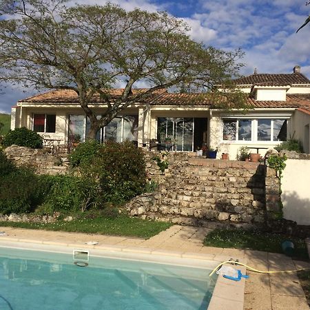 Branne  Les 4 Elements St Emilion Bed & Breakfast エクステリア 写真